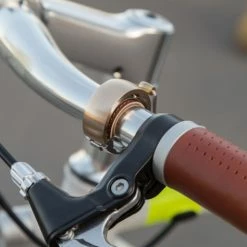 Sonnette Oi Bell Luxe Pour Cycliste Urbain - Knog -Vélos électriques Soldes sonnette oi bell luxe pour cycliste urbain knog 2