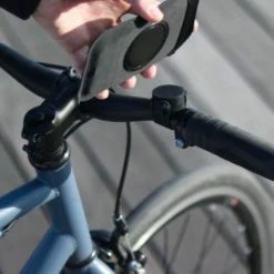 Support-smartphone Vélo - Shapeheart -Vélos électriques Soldes support smartphone velo shapeheart 3